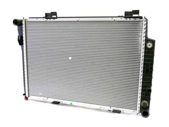 Mercedes Radiator 2025003203 - Behr Premium 376711191